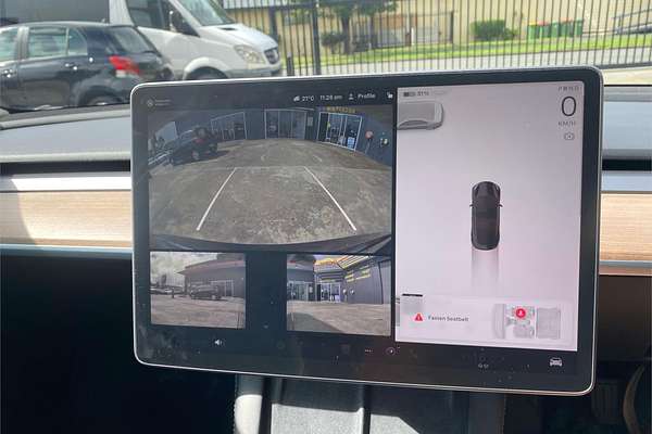 2022 Tesla Model 3 Rear-Wheel Drive