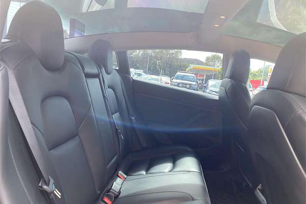 2022 Tesla Model 3 Rear-Wheel Drive