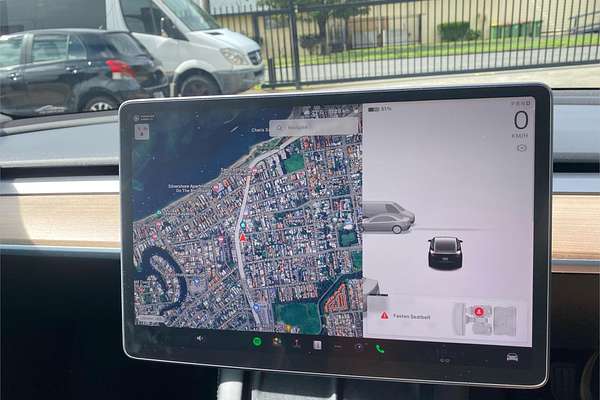 2022 Tesla Model 3 Rear-Wheel Drive