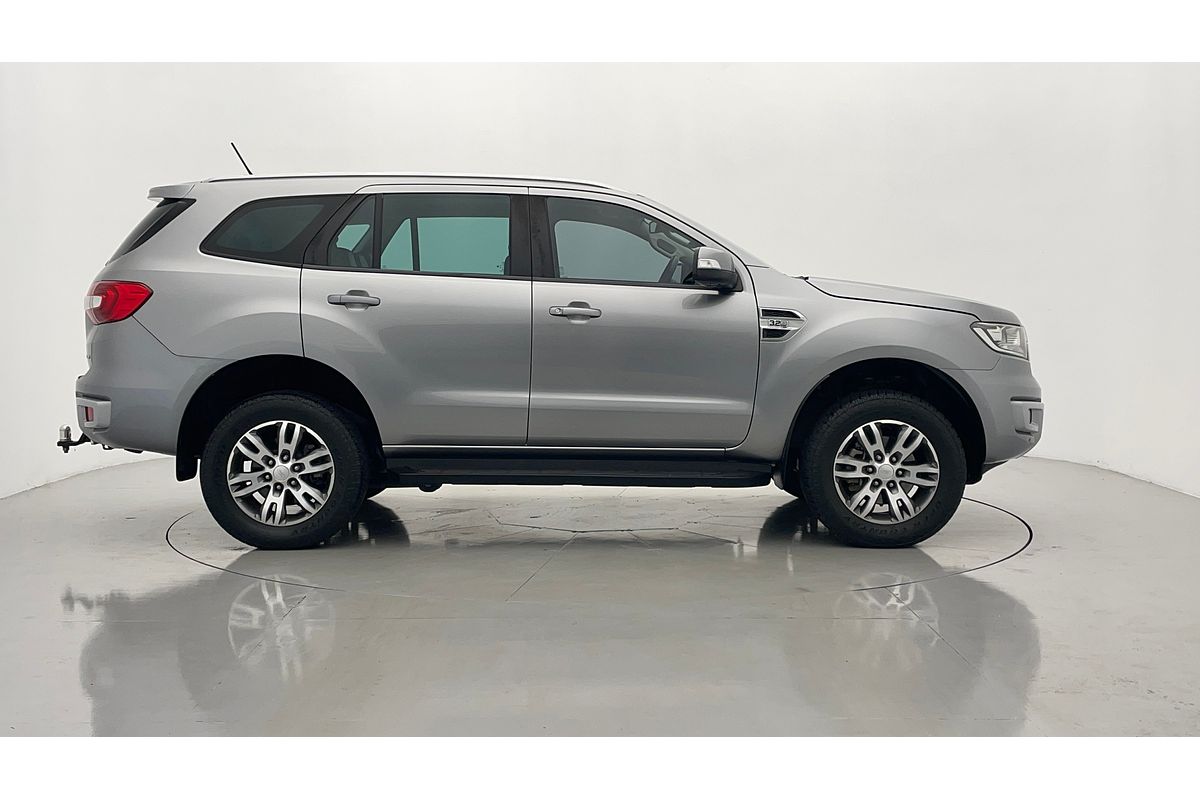 2017 Ford Everest Trend UA