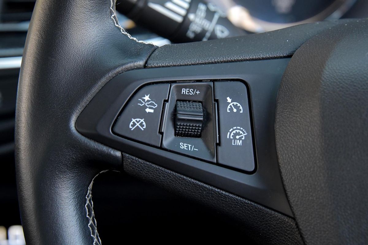 2018 Holden Commodore RS ZB