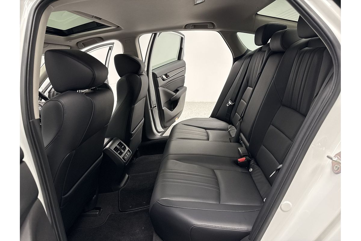 2020 Honda Accord VTi-LX 10th Gen