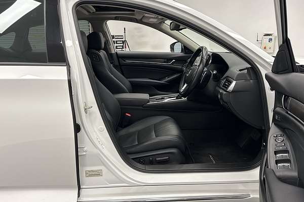 2020 Honda Accord VTi-LX 10th Gen