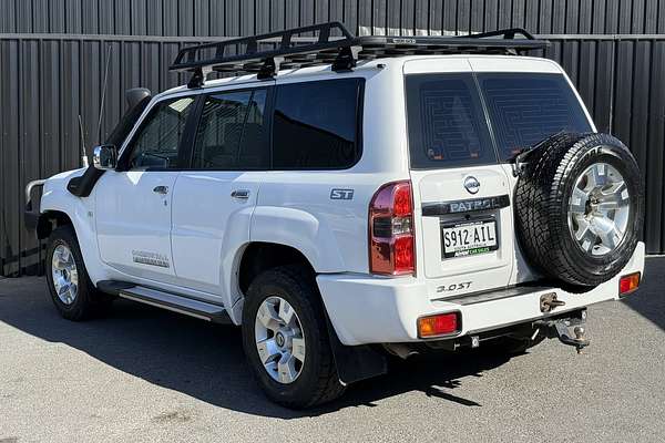 2010 Nissan Patrol ST GU 7