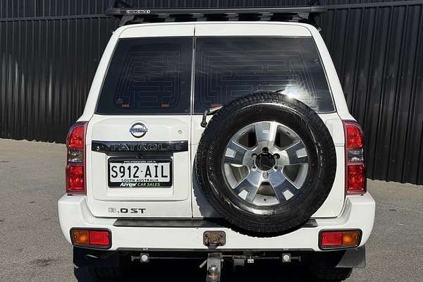 2010 Nissan Patrol ST GU 7