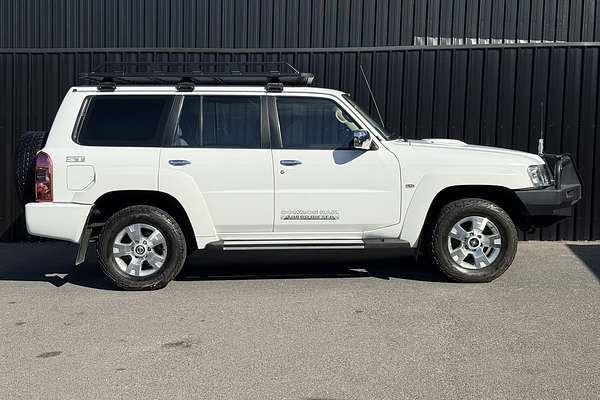 2010 Nissan Patrol ST GU 7