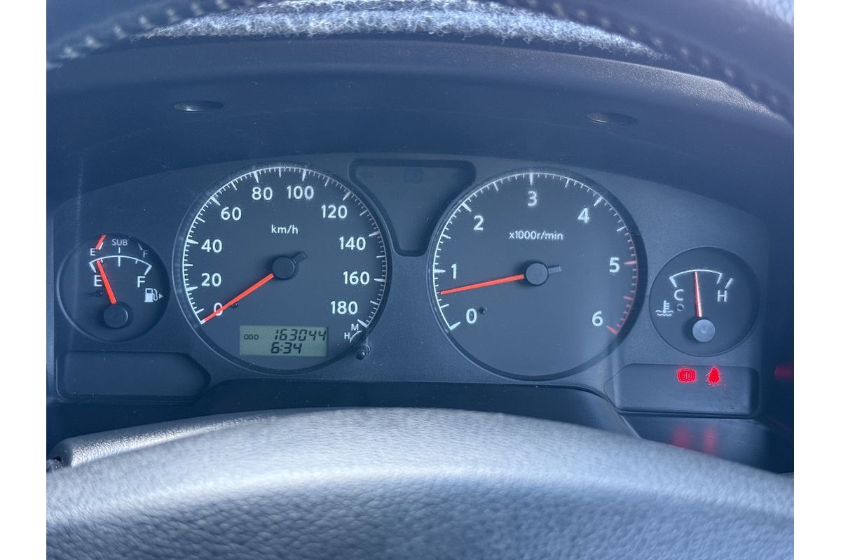 2010 Nissan Patrol ST GU 7