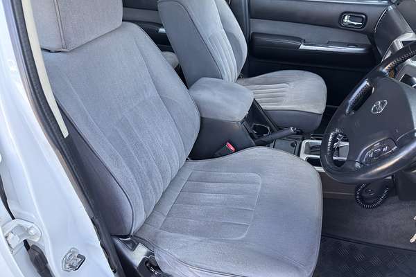 2010 Nissan Patrol ST GU 7