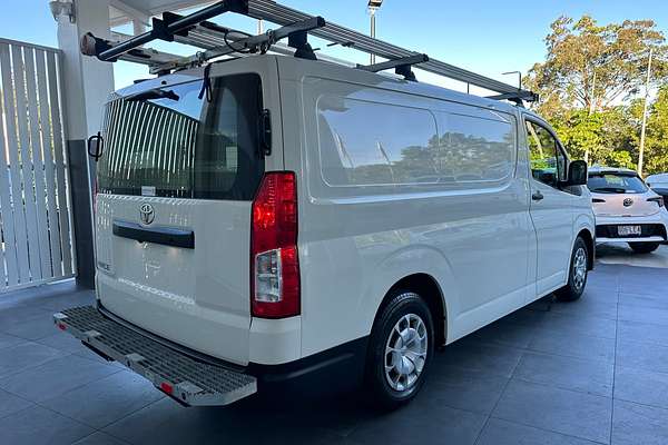 2020 Toyota Hiace
