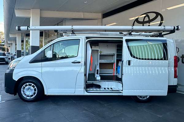 2020 Toyota Hiace