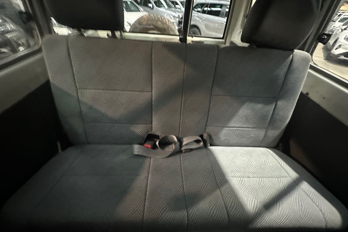 2011 Toyota Landcruiser GXL