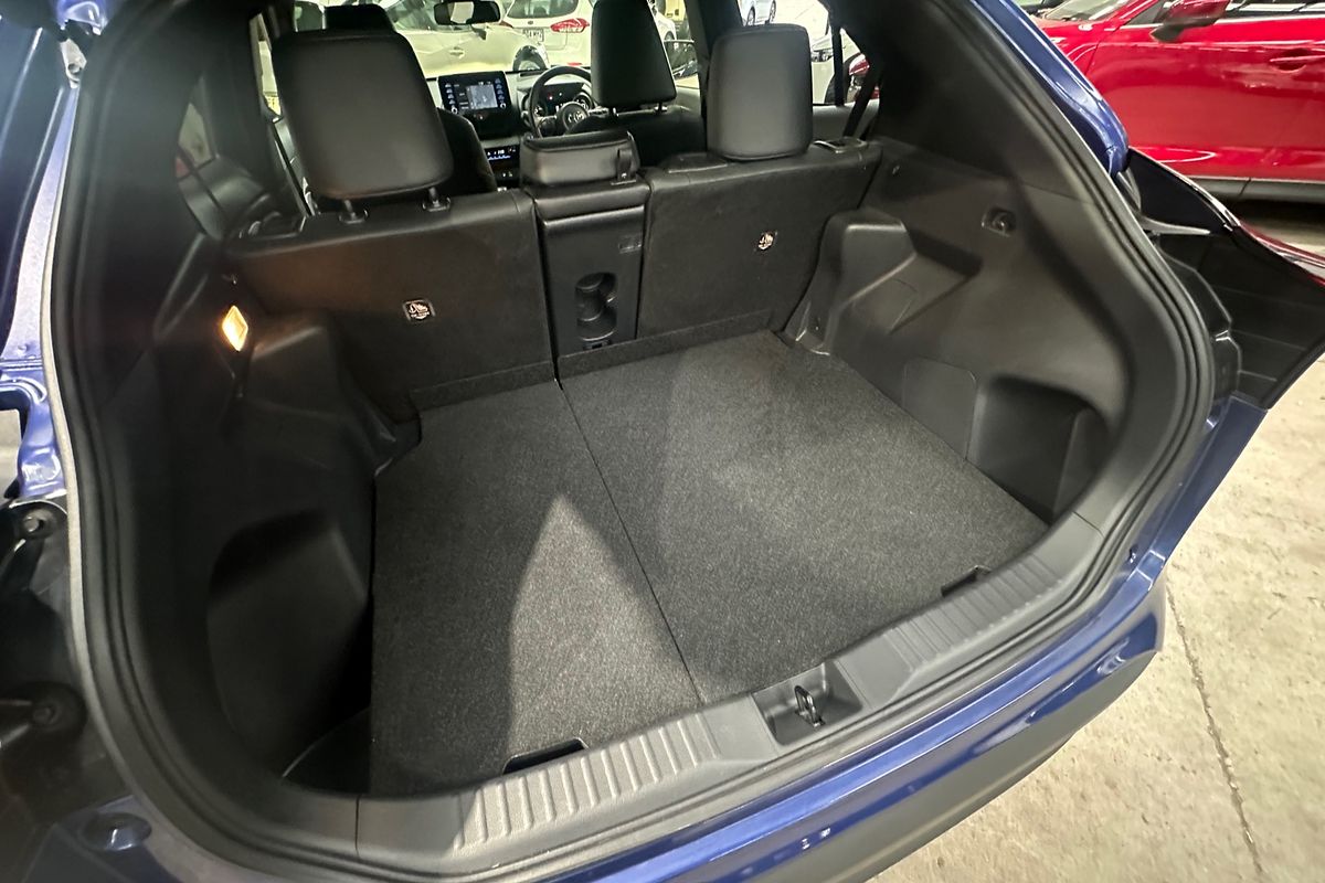 2022 Toyota Yaris Cross Urban MXPJ10R