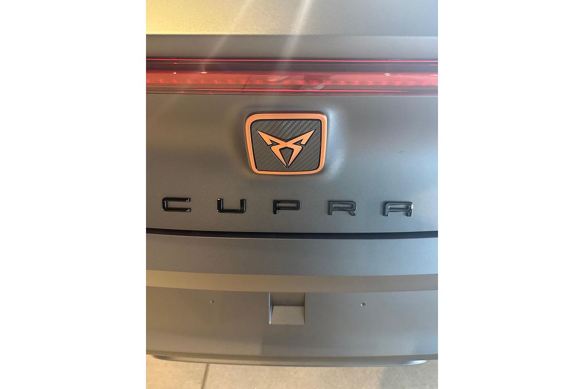 2024 CUPRA Leon VZx KL