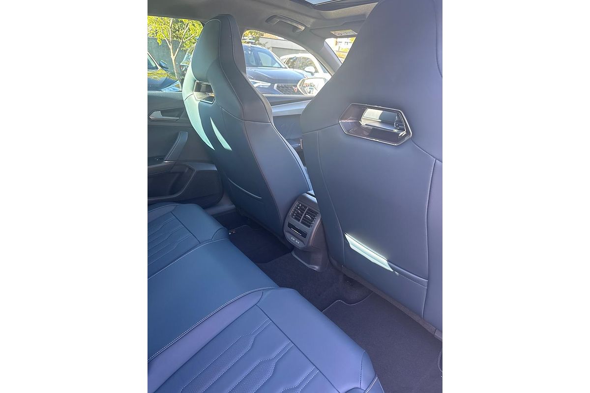 2024 CUPRA Leon V Tribe Edition KL