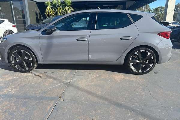 2024 CUPRA Leon V KL