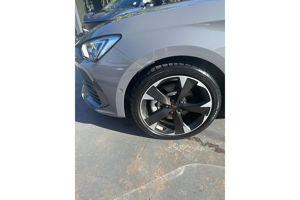 2024 CUPRA Leon V KL