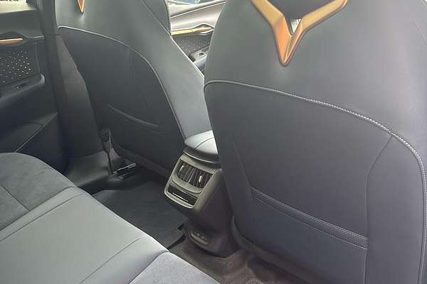 2025 CUPRA Tavascan VZ KR