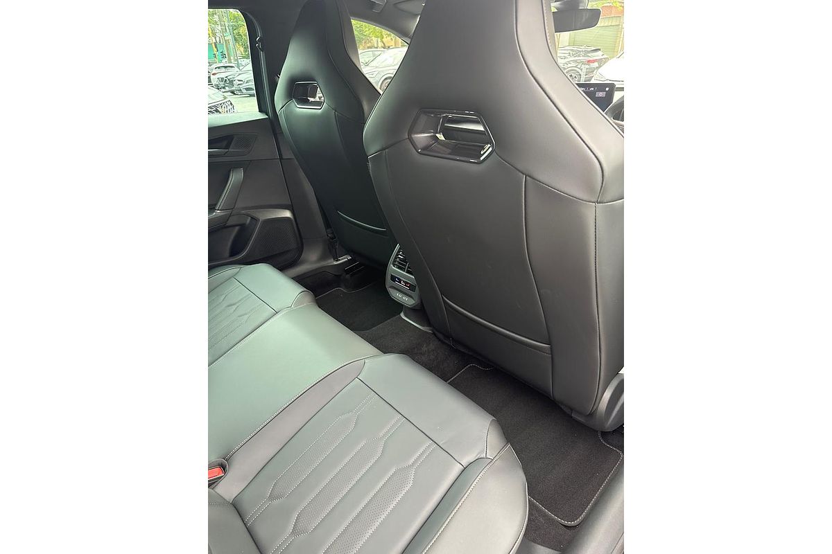 2024 CUPRA Leon VZe KL