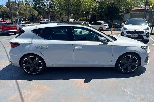 2024 CUPRA Leon VZe KL