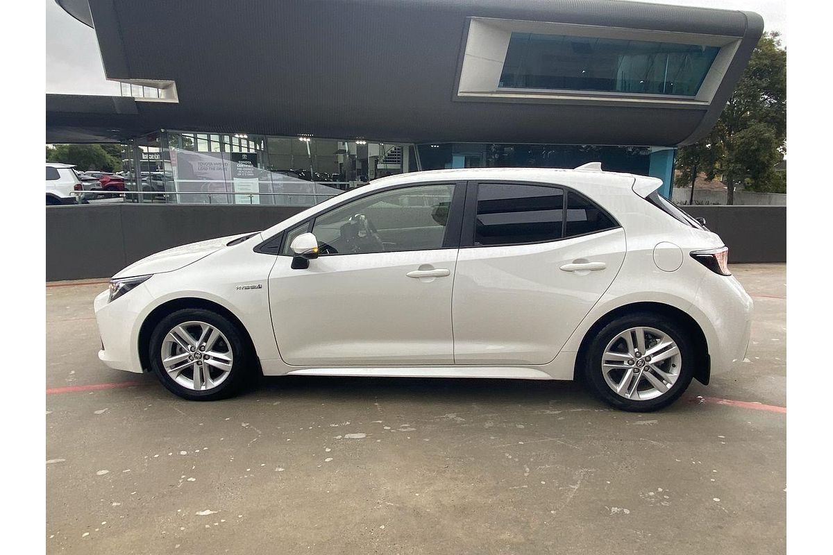 2020 Toyota Corolla SX Hybrid ZWE211R