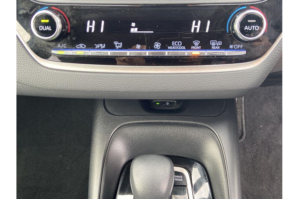 2020 Toyota Corolla SX Hybrid ZWE211R