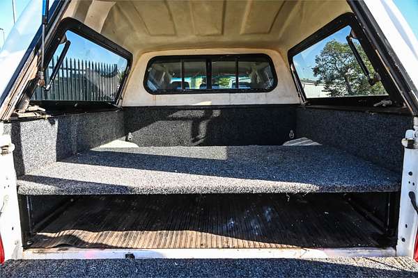 2013 Toyota Hilux SR GGN25R 4X4