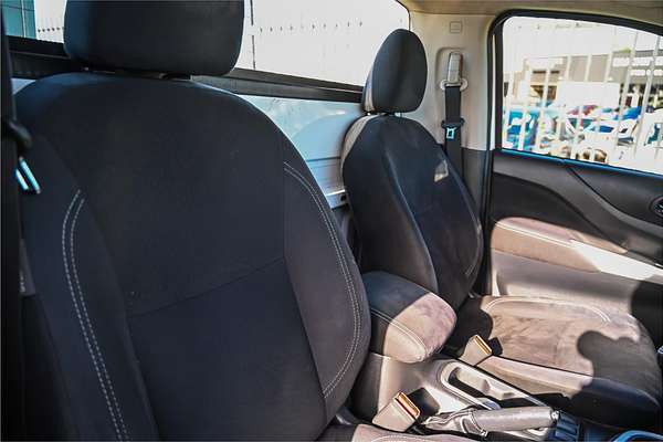 2019 Nissan Navara RX D23 Series 3 Rear Wheel Drive