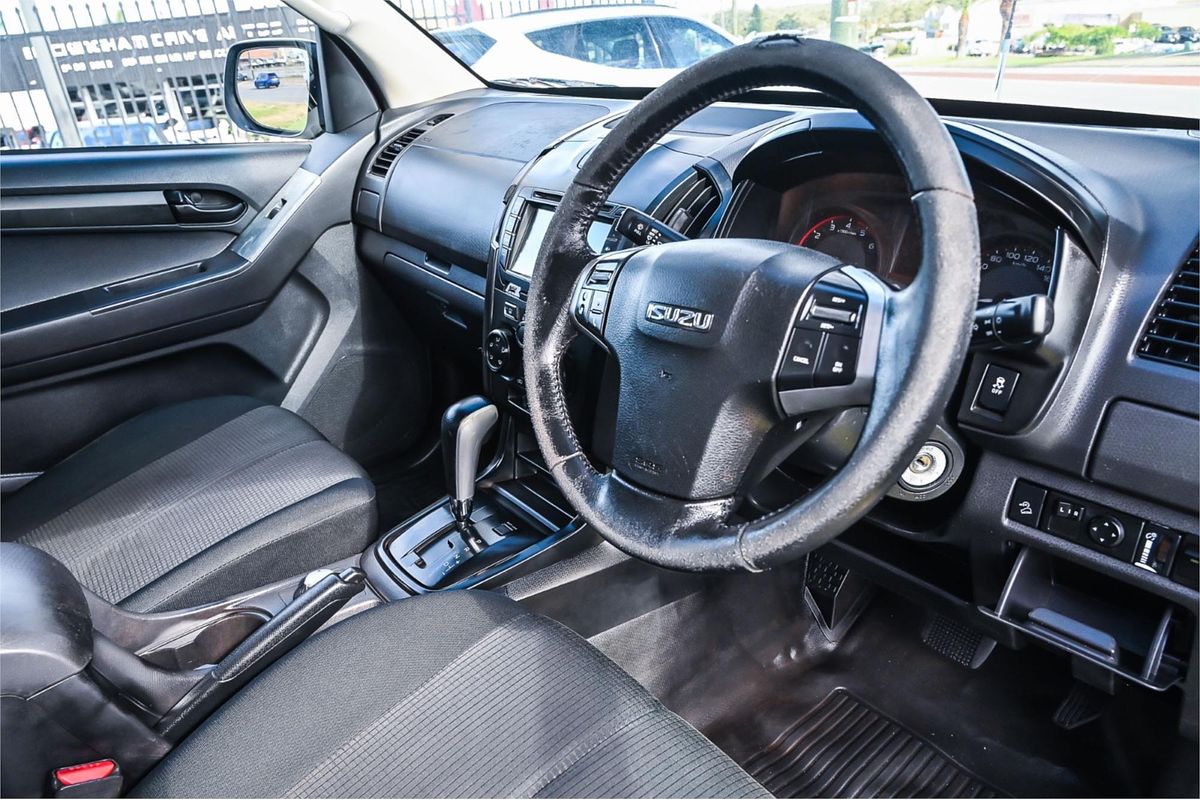 2017 Isuzu D-MAX SX 4X4