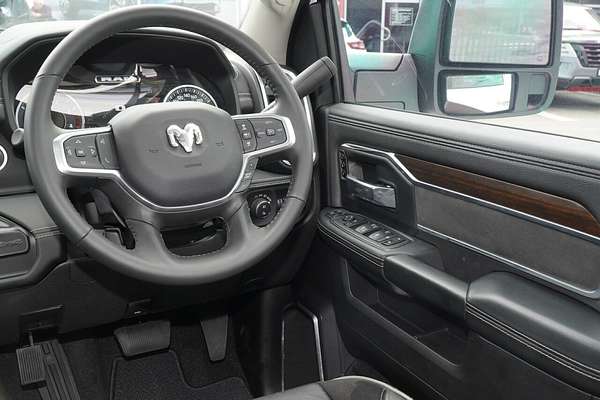 2024 RAM 2500 Laramie DJ 4X4