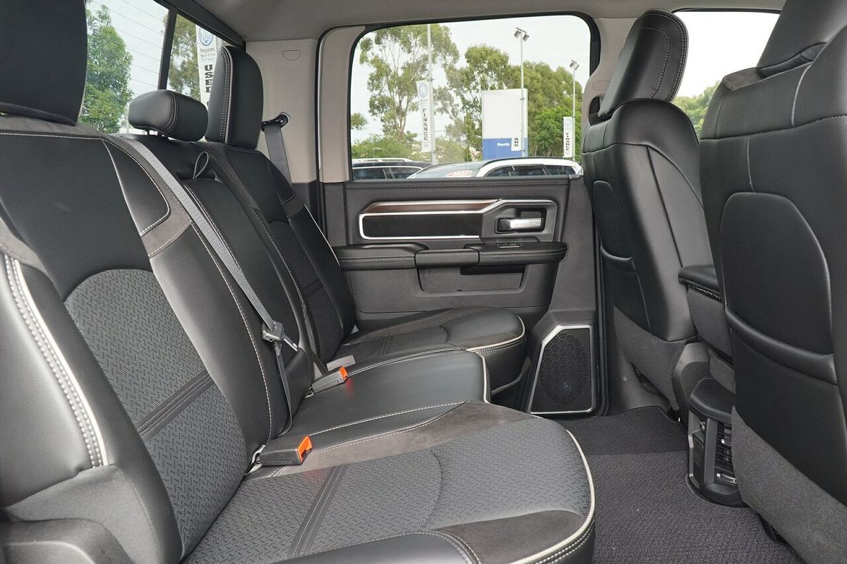 2024 RAM 2500 Laramie DJ 4X4