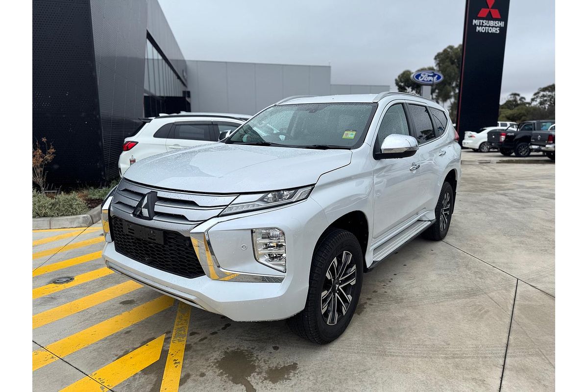 2024 Mitsubishi Pajero Sport Exceed QF