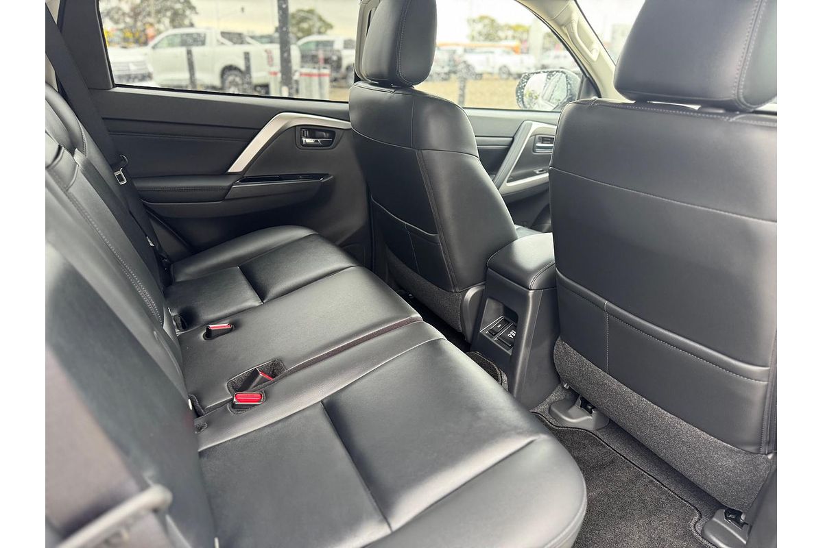 2024 Mitsubishi Pajero Sport Exceed QF