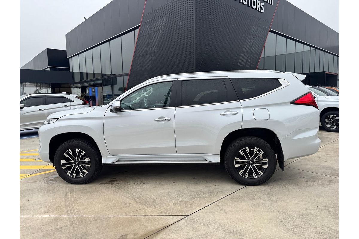 2024 Mitsubishi Pajero Sport Exceed QF