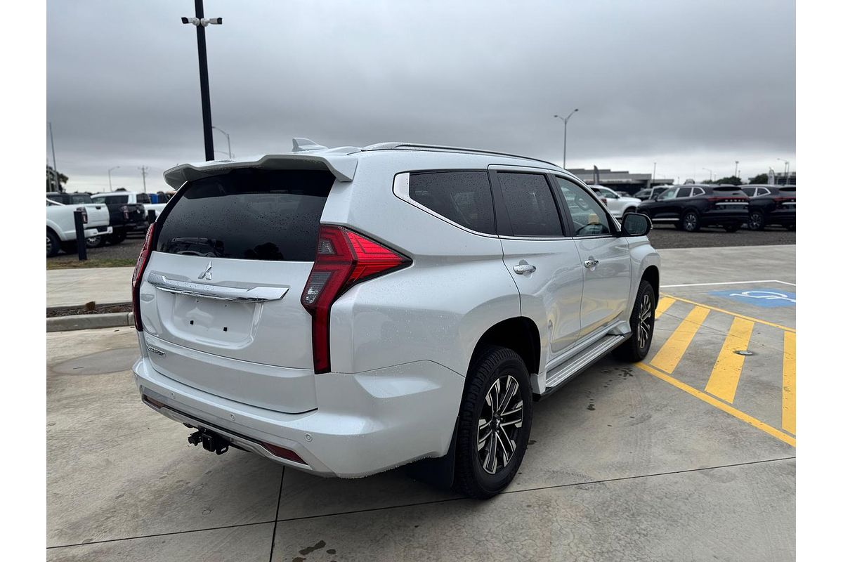 2024 Mitsubishi Pajero Sport Exceed QF
