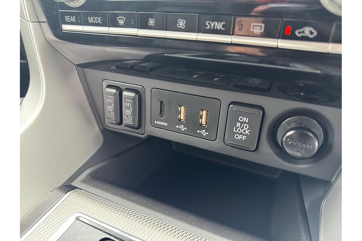 2024 Mitsubishi Pajero Sport Exceed QF