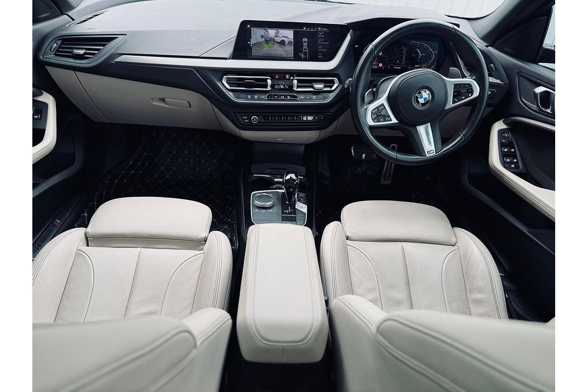 2022 BMW 2 Series 220i M Sport F44
