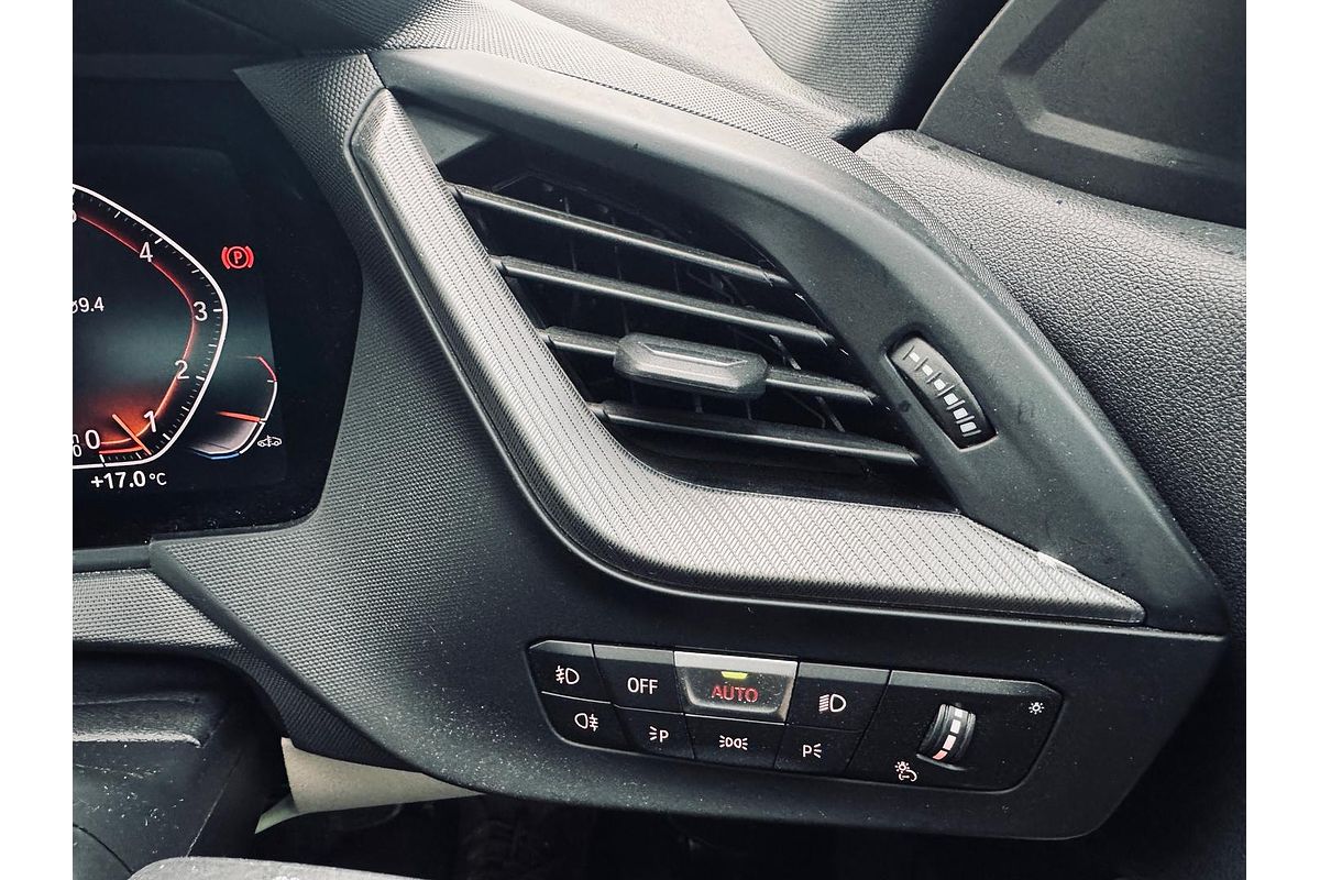 2022 BMW 2 Series 220i M Sport F44