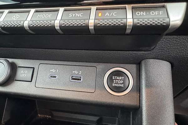 2024 Mitsubishi Triton GSR MV 4X4