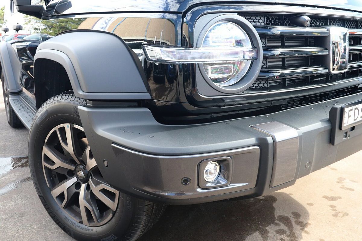 2025 GWM Tank 300 Ultra Hybrid P01