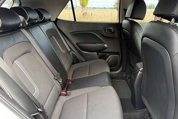 2021 Hyundai Venue Active QX.V3