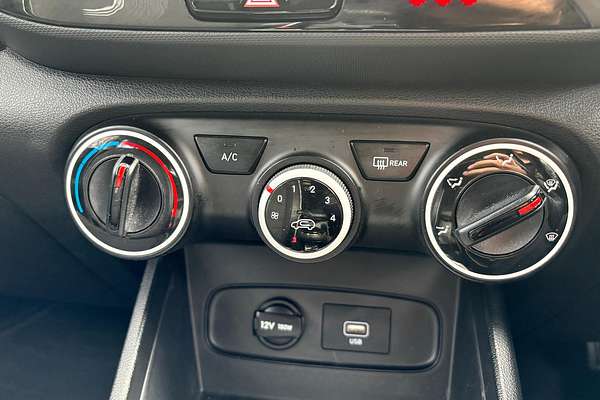 2021 Hyundai Venue Active QX.V3
