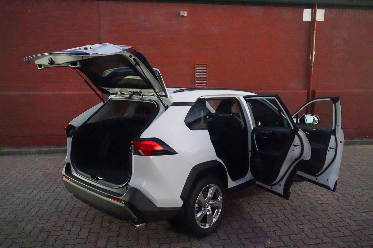 2021 Toyota RAV4 GXL MXAA52R
