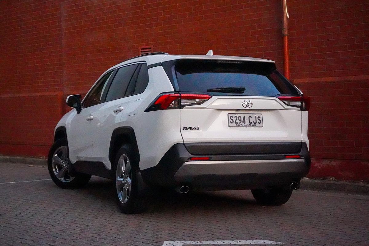 2021 Toyota RAV4 GXL MXAA52R