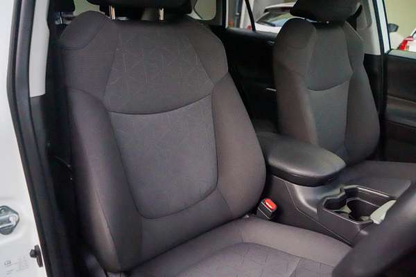 2021 Toyota RAV4 GXL MXAA52R