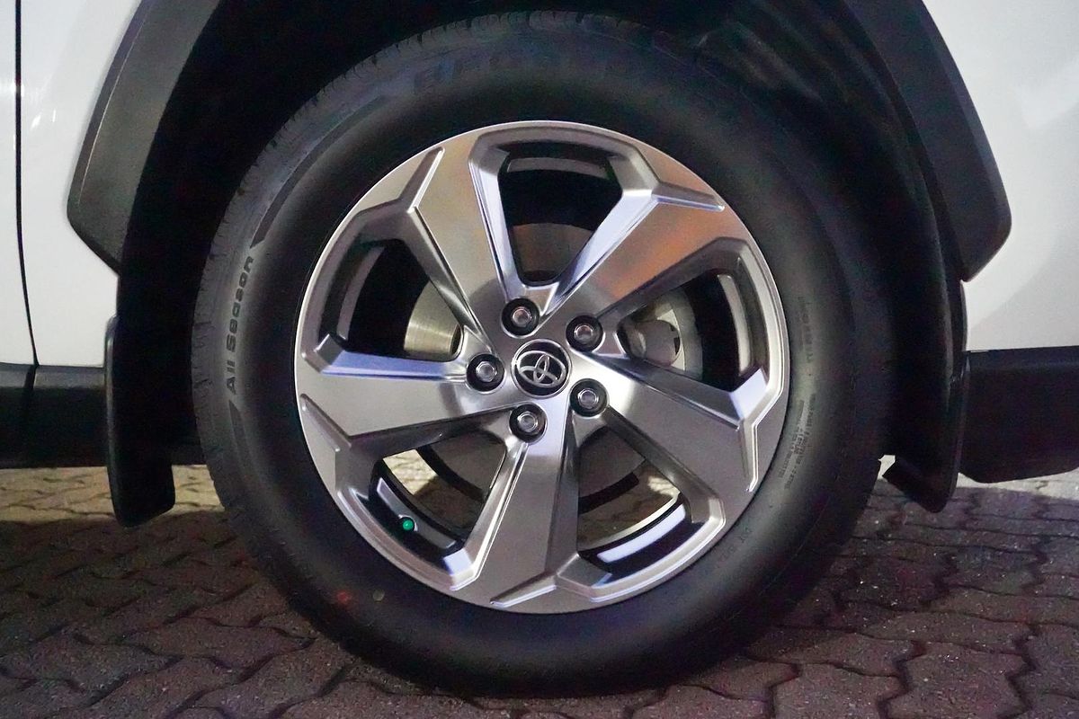 2021 Toyota RAV4 GXL MXAA52R