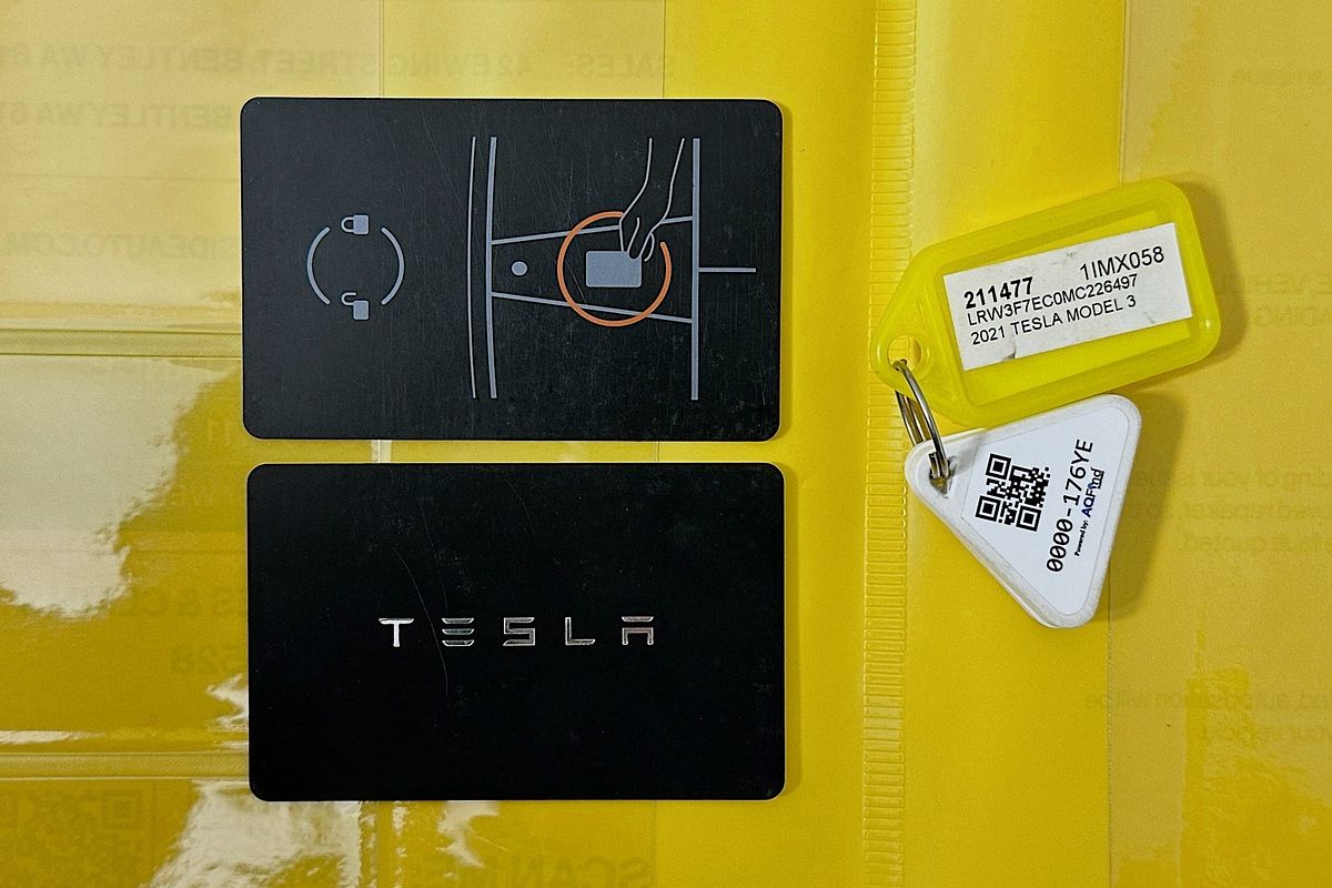 2021 Tesla Model 3 PERFORMANCE MY21 UPDATE