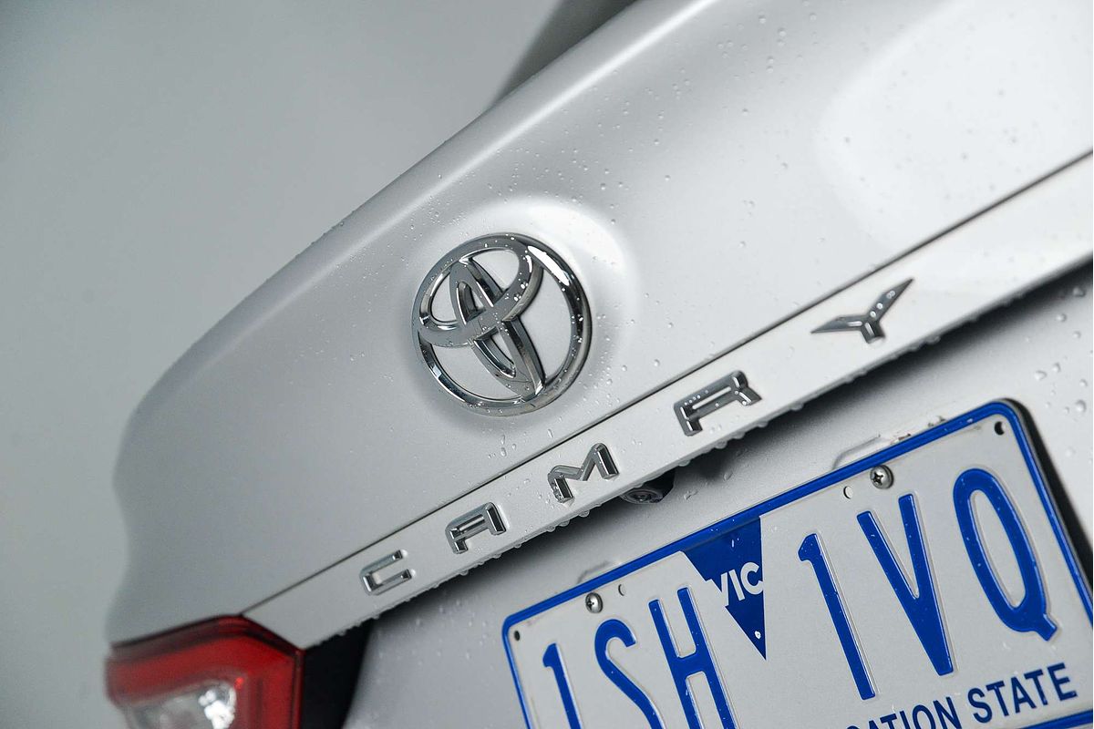 2019 Toyota Camry Ascent ASV70R