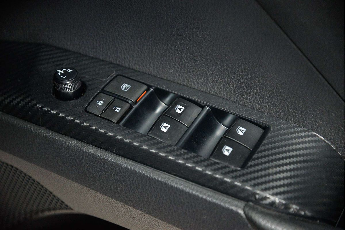 2019 Toyota Camry Ascent ASV70R