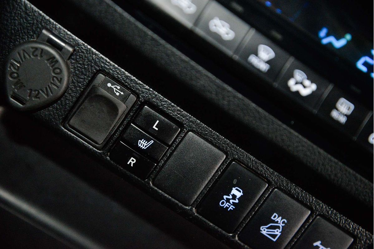 2018 Toyota Hilux Rugged X GUN126R 4X4
