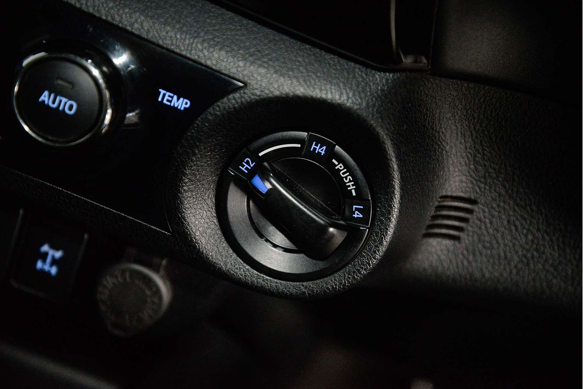 2018 Toyota Hilux Rugged X GUN126R 4X4